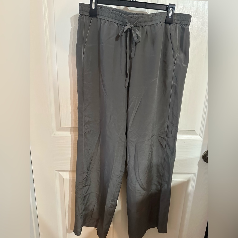 Johnny Was Women’s Gray Green Drawstring Silk Pants L boho quiet Luxury